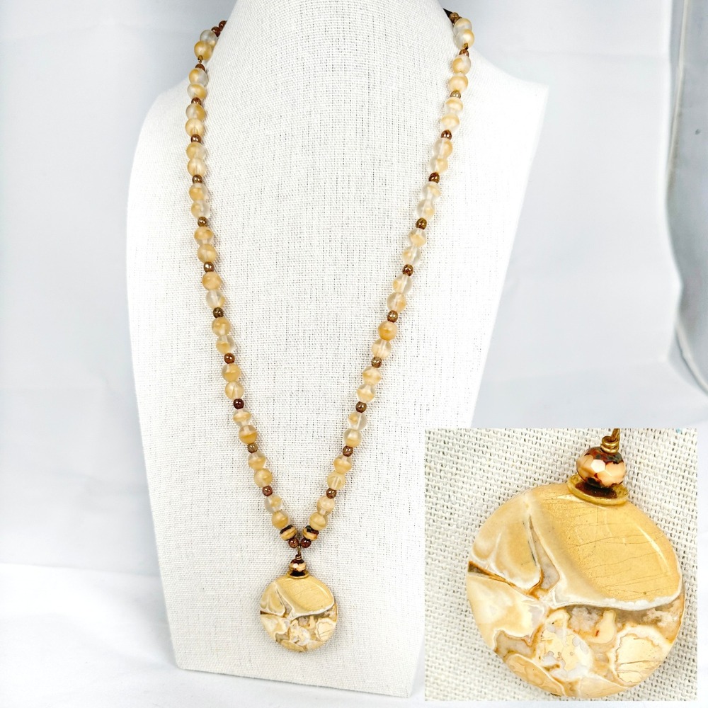Vintage Agate‎ Slice Pendant Necklace Moonglow Beads 18-21 Adjustable
